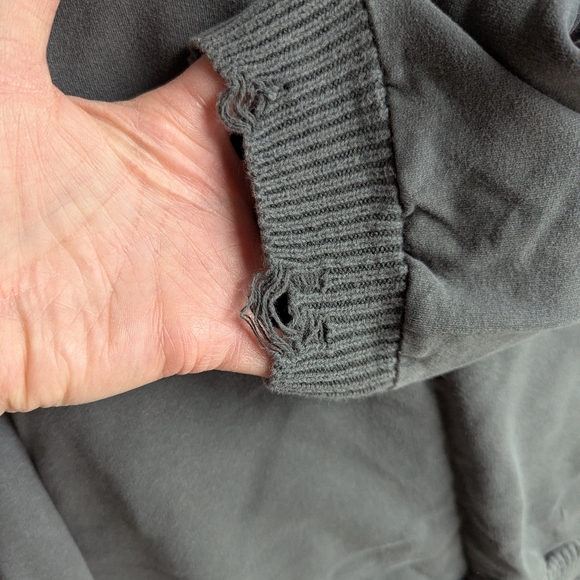 Men's Gray Sweater - Picture 3 of 3